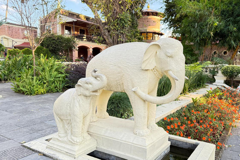 Kathmandu: Ason, Thamel & Garden of Dreams Walking Tour