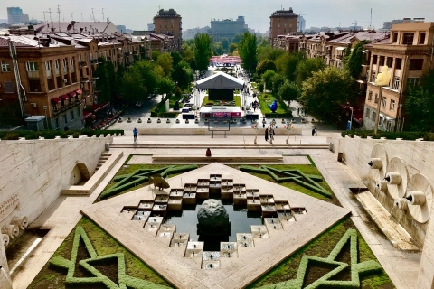 Een dag in Armenië vanuit Tbilisi, Akhpati-Sevan-Yerevan.