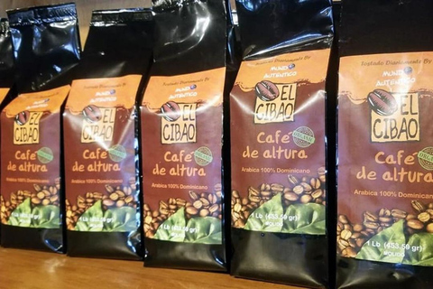 Punta Cana: Don Lucas Cigar Factory & Rum Tour with Pickup