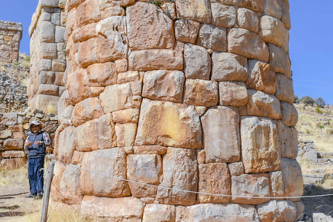 Puno: Aramu Muro and Cemetery of Molloco Day Trip