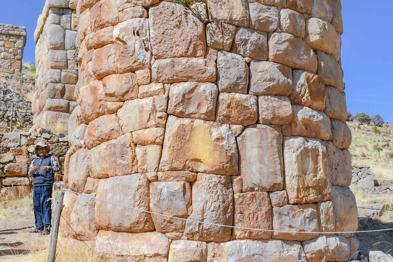 Puno: Aramu Muro and Cemetery of Molloco Day Trip