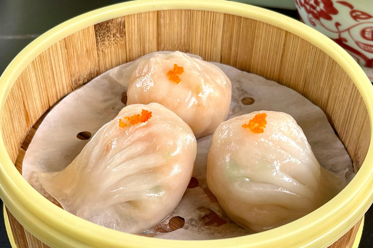 Guangzhou: Food Tour - Eat Like Local + Rice Roll Workshop