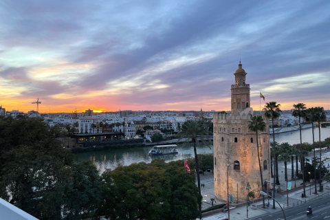 Sevilla: Paella, Tortilla und Sangria auf einer DachterrasseVegetarische Paella