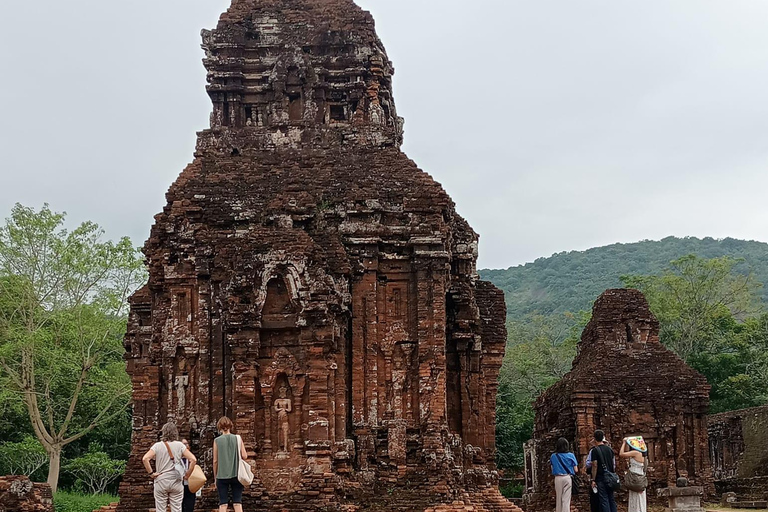 A Perfect Journey to Explore My Son in Half Day Group Tour