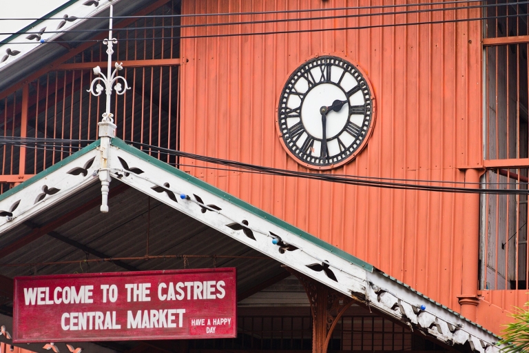 Castries: visite guidée de l'architecture de la ville et des marchés locaux