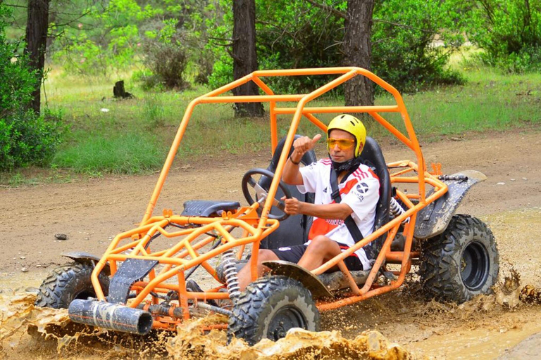 A partir du côté : Rafting avec Zipline, Quad, Safari en Jeep et Déjeuner2 en 1 : Rafting et Zipline