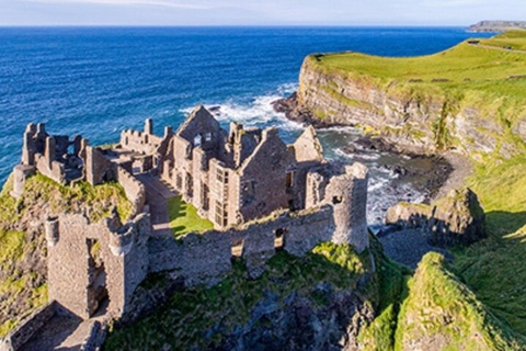 Noord-Ierland: dagtrip langs de Causeway Coastal RouteDagtocht langs de Causeway Coastal Route vanuit Derry