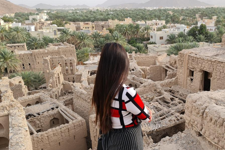 Muscat: Green Mountain with Castle, Fossil & Villages Tour