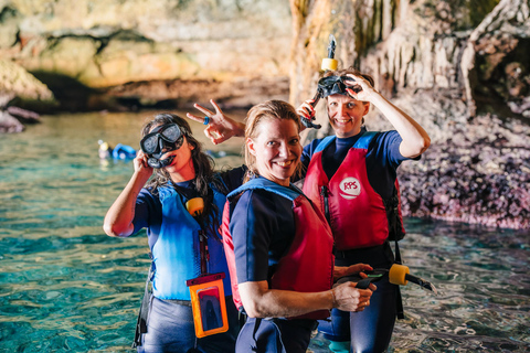 Cala Varques: Expedição guiada de caiaque e mergulho com snorkel nas cavernas marinhas