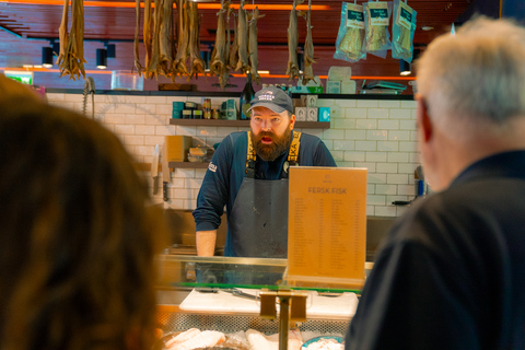 A Taste of Bergen Food Tour with Fløibanen Funicular