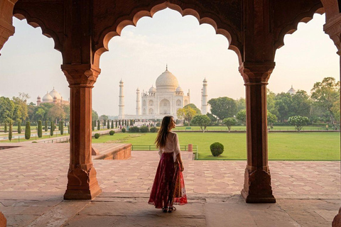 From Delhi: Private Taj Mahal Sunrise Tour by Car From Delhi: Private AC Vehicle & Expert Guide