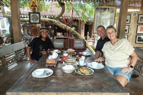 Yogyakarta: Kulon Progo Village Cycling Tour with Snacks