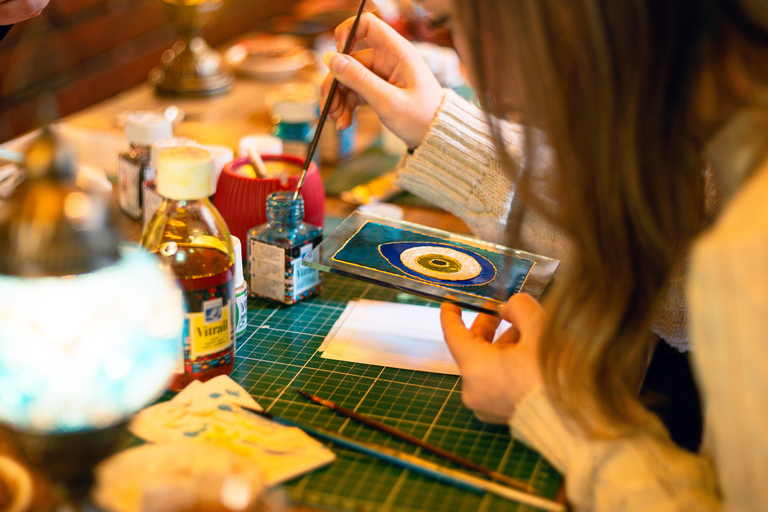 Istanbul: Traditional Stained Glass Painting Workshop