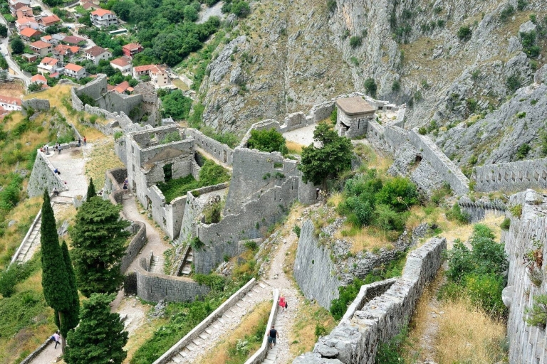 Visita privada de un día a Budva y Kotor, Montenegro, desde Tirana
