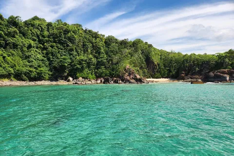 Khao Lak: Khao Na Yak Sightseeing & Snorkeling Small Group