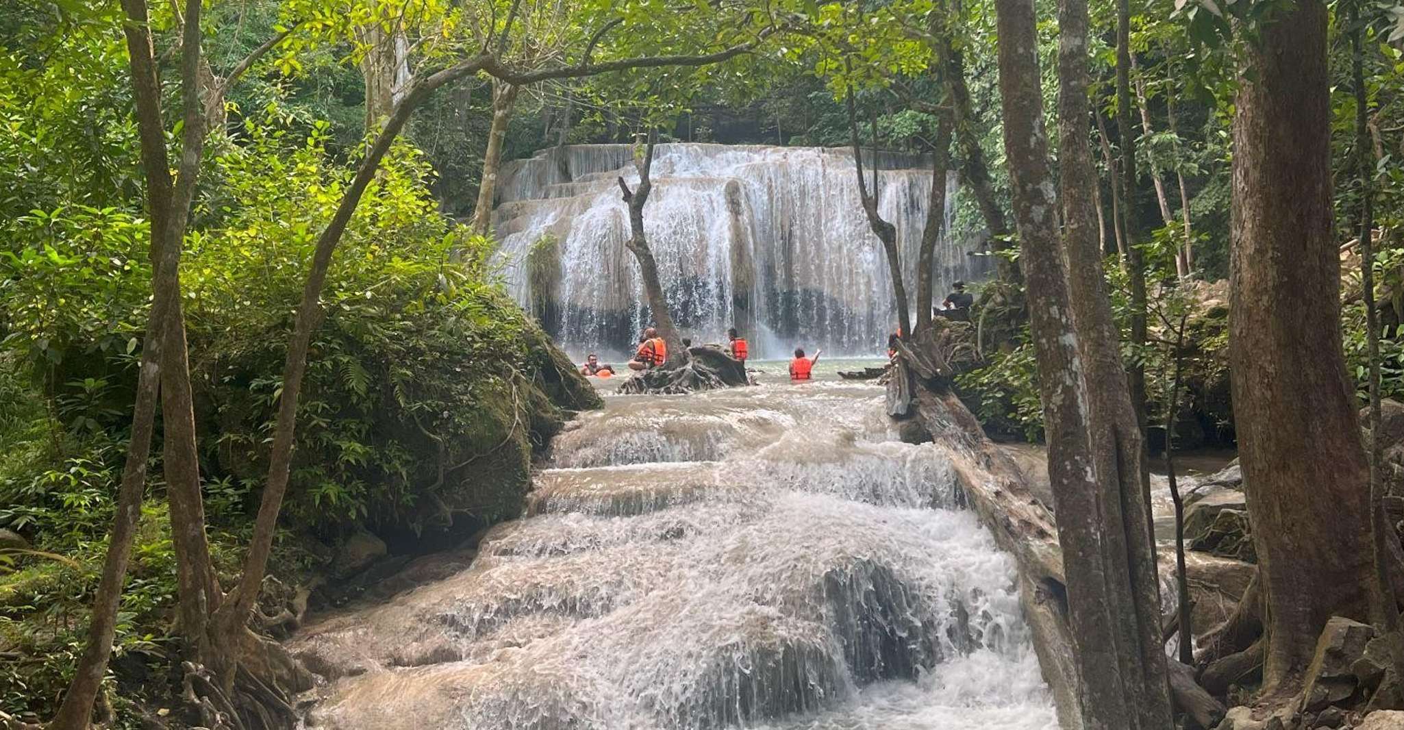 Erawan Waterfalls & Pra That Cave Kancanaburi - Housity