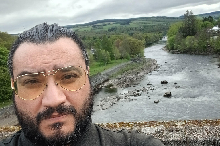 Edimburgo: Alquiler de coches de lujo con conductor y kilometraje ilimitado