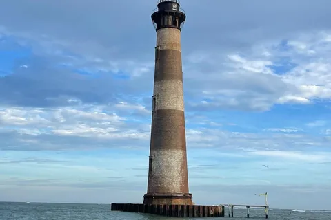 Folly Beach: Sunset Dolphin Boat Tour to Morris Island