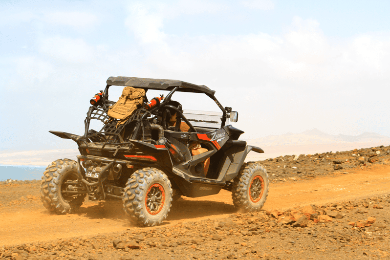 Boa Vista: Buggy South Island Adventure 4h