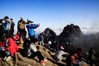 Tour privato di Huangshan a 3 giorni che include i biglietti - Housity
