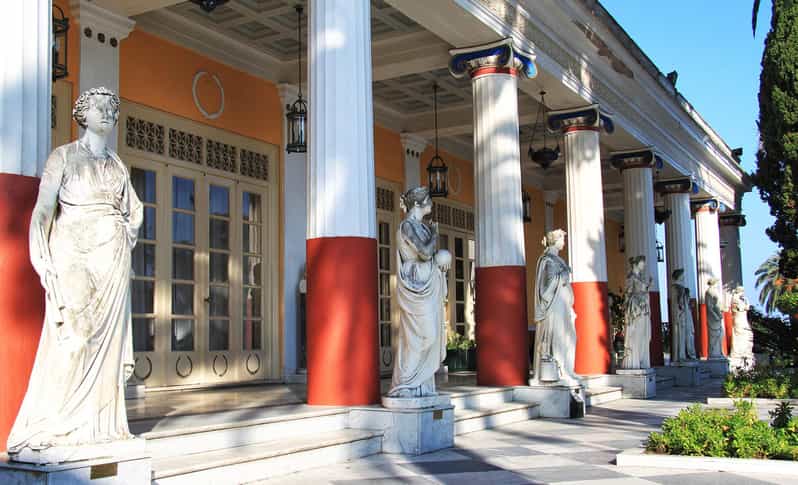 Korfu: Achilleion, Mon Repos & Altstadt mit Landgang-Option