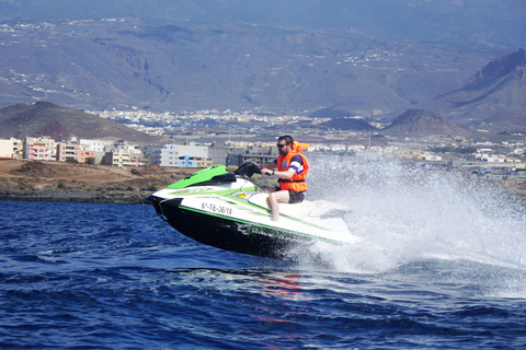Tenerife: dubbele jetski met ophalen (2 personen/1 jetski)Tenerife: Dubbele jetski met ophalen (2 personen/1 jetski)