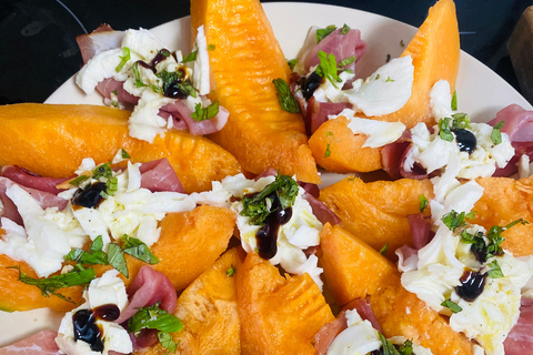 Yacht Me Up Cruzeiro Privado com Tudo Incluído Cannes Lérins SailUm dia na baía de Cannes com tudo incluído