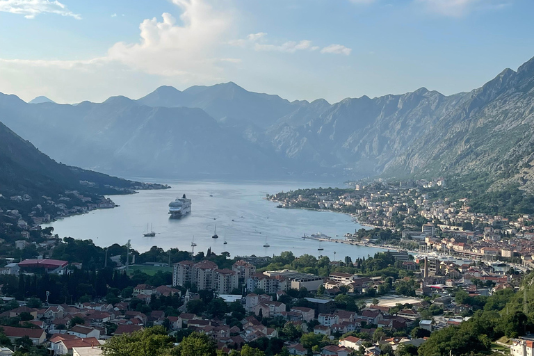 Kotor, Perast, téléphérique : Visite privée avec guide local.