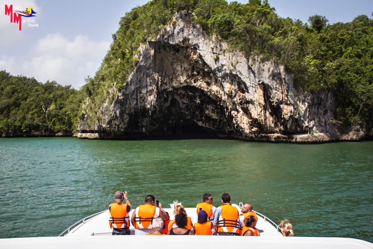 Los Haitises National Park: Boots- und Wandertour mit Mittagessen