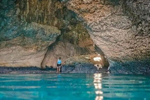 Vanuatu: Pele Island Day Trip with BBQ Lunch & Snorkeling