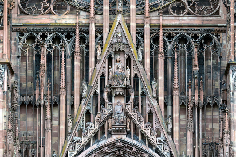Strasbourg: Notre-Dame Cathedral Guided Walking Tour Notre-Dame Cathedral Guided Tour in Spanish