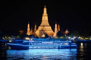 Bangkok: Royal Princess Dinner-Bootsfahrt mit Live-Musik