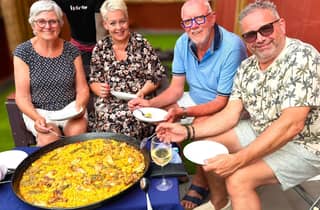Valencia: Paella-Kochkurs mit Tapas (kleine Gruppen)