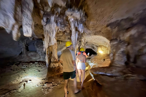 Punta Cana: Wejście do parku Scape Park, aby zwiedzić cenotę, zjeżdżalnie linowe i jaskiniePunta Cana: wstęp do parku Scape Park, gdzie możecie zwiedzać cenoty, zjeżdżać