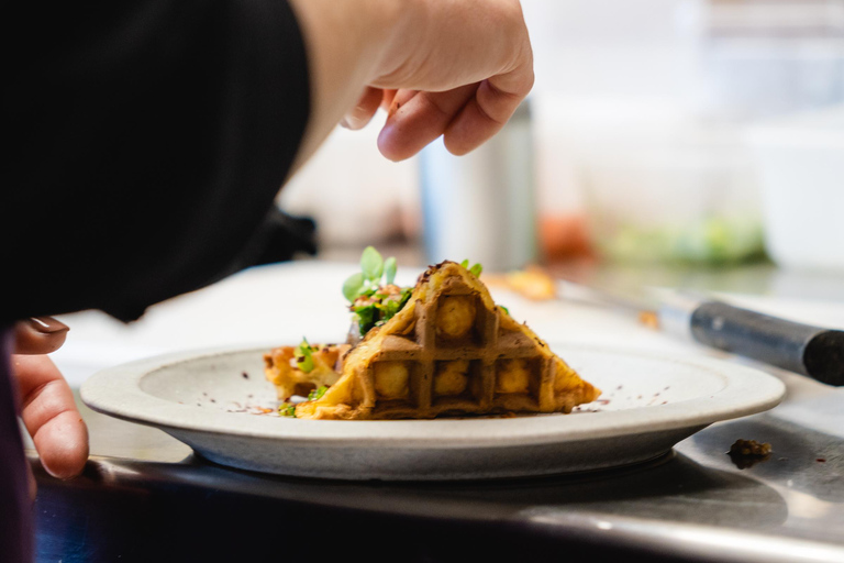 Saint-Nicolas-de-Bourgueil: Food and Wine Pairing Tour