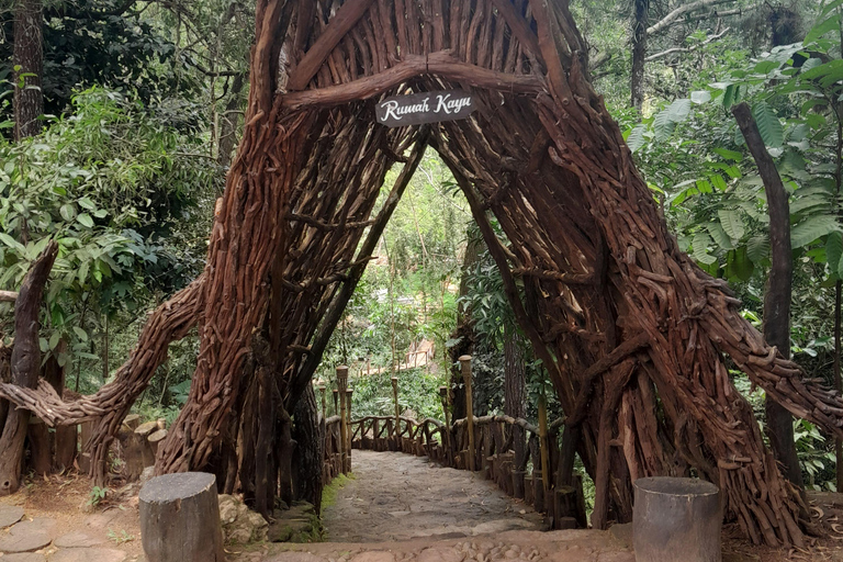 Yogyakarta: Prambanan Temple, Pindul Cave & Sunset Tour