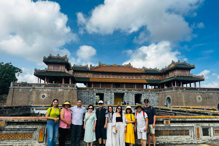 Von Da Nang/Hoi An: Hue City Luxury Tour mit Hai Van PassTour mit Eintrittsgeldern