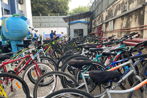 Visite guidée à vélo des sites incontournables et des trésors cachés de MumbaiVisite guidée en groupe à vélo des sites incontournables de Mumbai