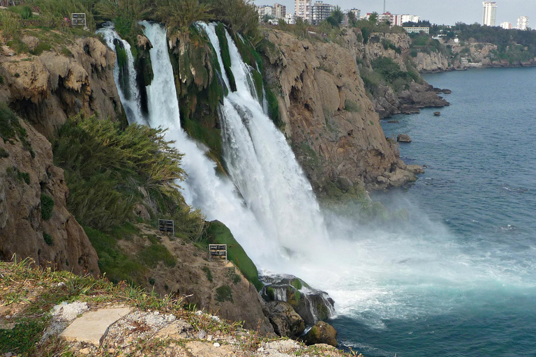 Excursion d&#039;une journée dans la ville d&#039;Antalya à partir de Side avec promenade en bateau et déjeuner