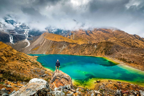 Cusco: Rainbow Mountain and Humantay Lake 2-Day Tour + Meals