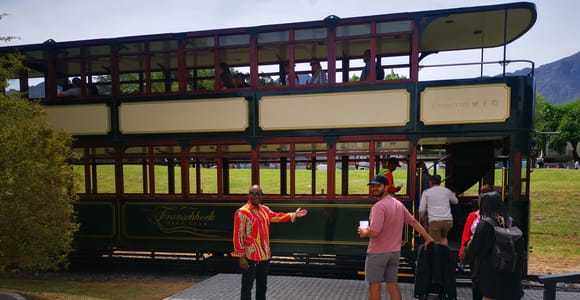 REGELMÄSSIGE FRANSCHHOEK-WEINSTRAM-TOUR (nach Gruppengröße)