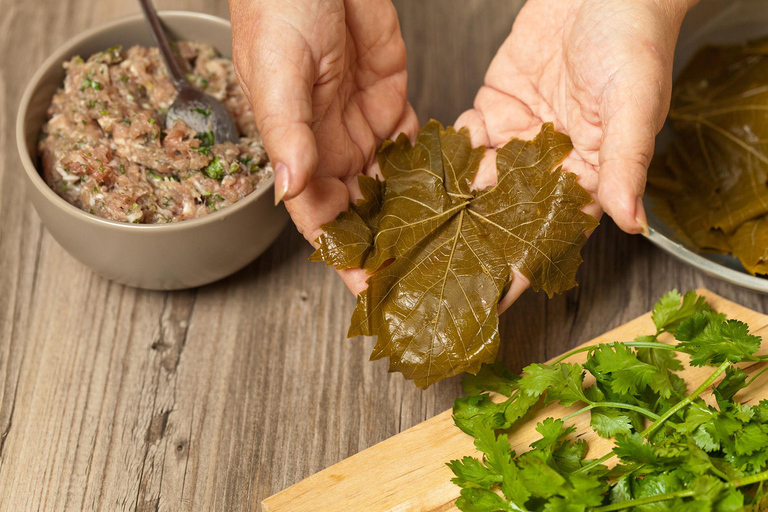 دورة طبخ أذربيجانية وجولة في المدينة القديمة والغداء