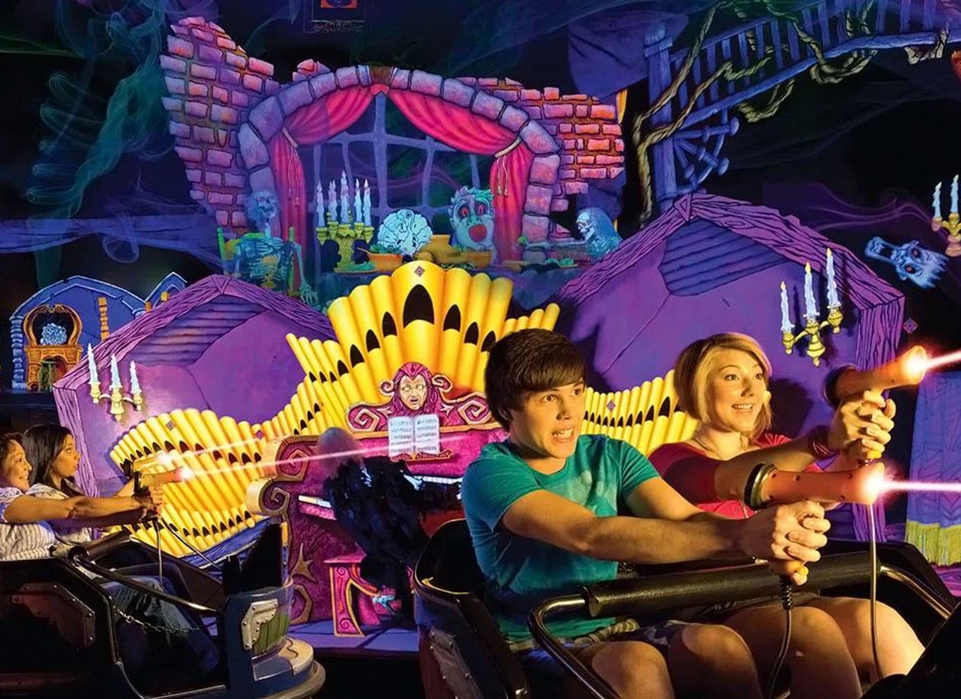 Niagara Falls, Canada: Clifton Hill 6 Attraction Fun Pass