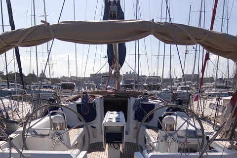 Malta: Private Sailing Cruise Malta: Private Sailing Cruise with Wind Magic Charters