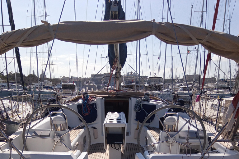 Malta: Private Sailing Cruise Malta: Private Sailing Cruise with Wind Magic Charters