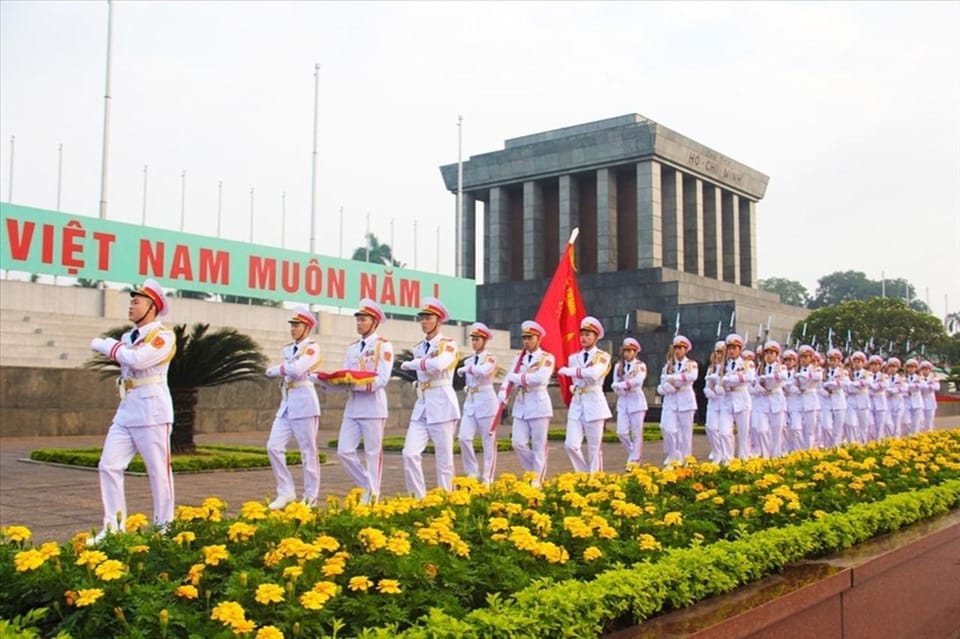 Ho Chi Minh Mausoleum