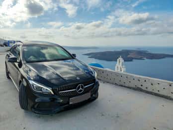 Santorini : Luxury Transportation from/to Oia