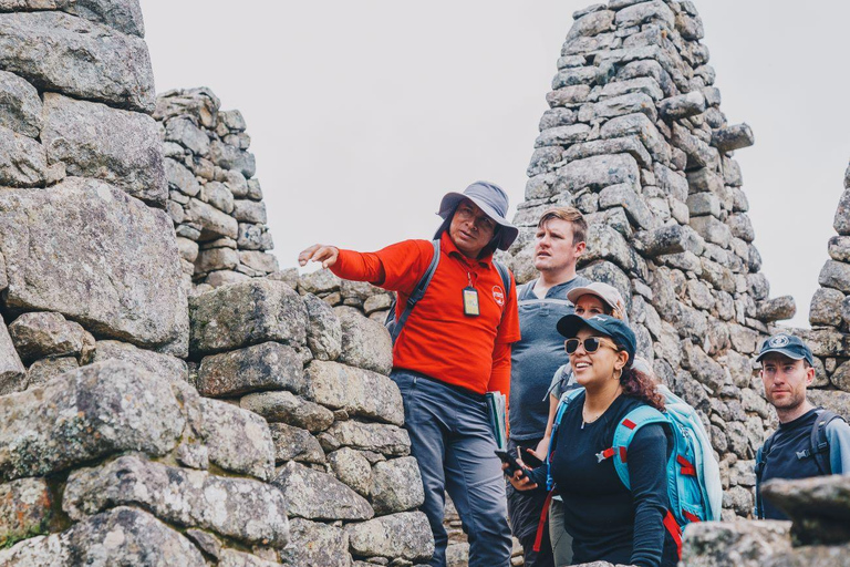 Cusco: 4-Day Inca Trail or Quarry Trail to Machu Picchu