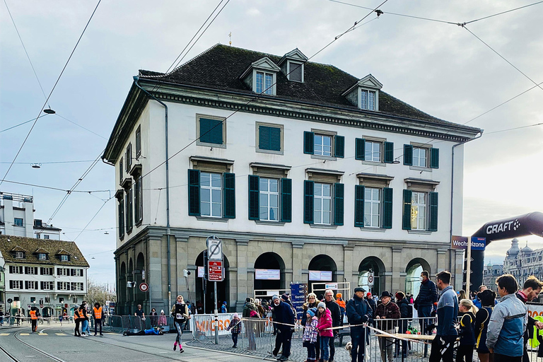 Zürich: Tour of the Past and Present day Zürich