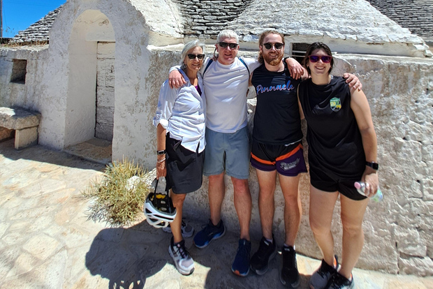 Locorotondo & Martina Franca: Guided e-bike loop tour